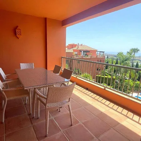 Sweet Cozy 2 Bdrms In Royal Flamingos Apartment *