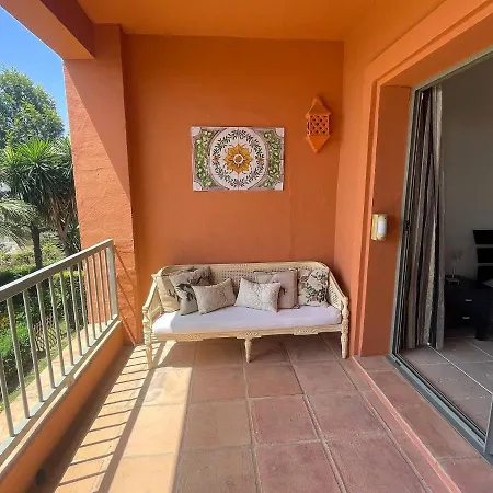 Apartment Sweet Cozy 2 Bdrms In Royal Flamingos