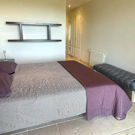 Sweet Cozy 2 Bdrms In Royal Flamingos Apartment *